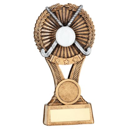 Picture of Brz|gold|pew Hockey Round Wreath On V Riser (1in Cen) - 6in